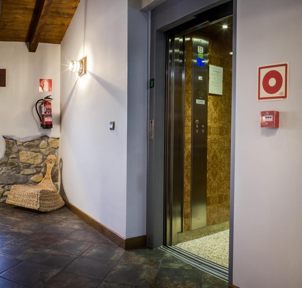 Hotel Errekalde Лезо Екстериор снимка